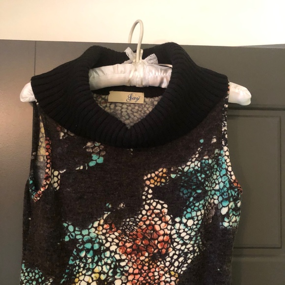 Tunic - Picture 2 of 2